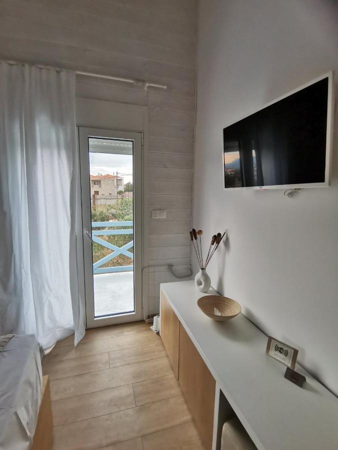 Sea And Sand Apartment Elafonissos Ngoại thất bức ảnh